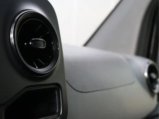 Mercedes-Benz Sprinter 314 2.2 CDI L2H2 2019 Diesel 48