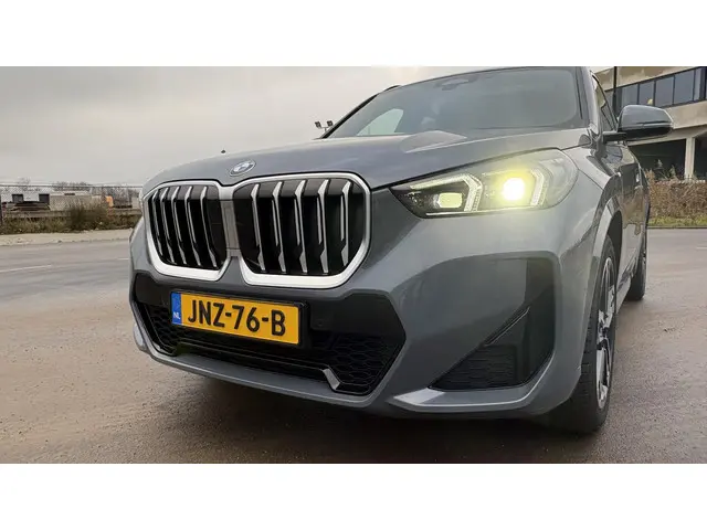 BMW X1 sDrive20i 2024 Benzine 11