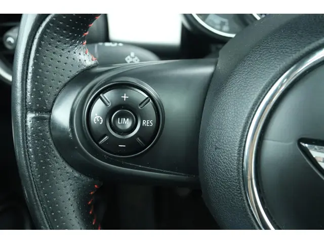 MINI Cooper S 2.0 CHILI SERIOUS BUSINESS 2015 Benzine 21
