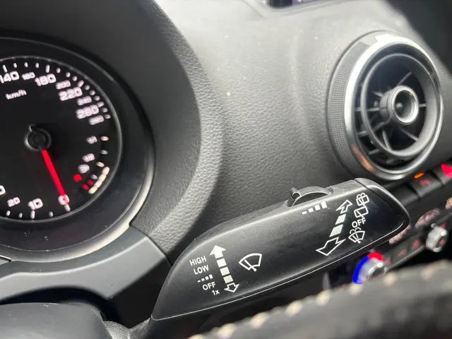 Audi A3 SPORTBACK 1.8 TFSI Ambition 2013 Benzine 23