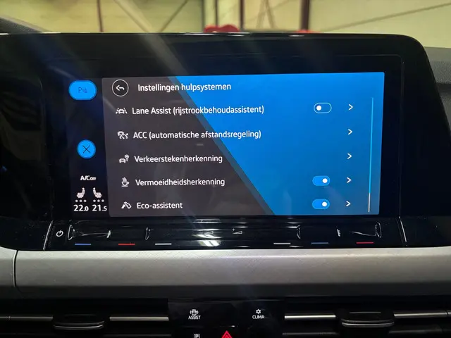 Volkswagen Golf 1.5 eTSI 2020 Hybride Benzine 22