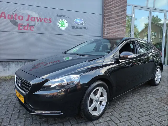 Volvo V40 1.6 T2 Kinetic 2015 Benzine