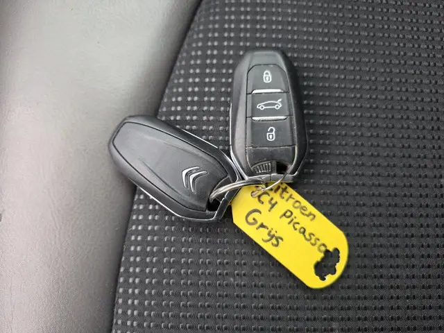 Citroën C4 Picasso 1.6 e-THP Exclusive 2016 Benzine 32