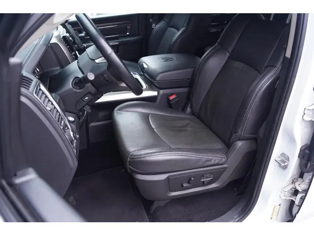 Dodge Ram 1500 5.7 V8 4x4 Crew Cab 5'7 Rebel 2019 Benzine 28