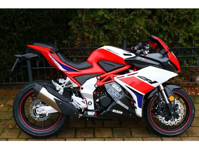 Yamaha YZF R125 TRMOTOR 125 GP-ONE [A1 A2] 2026 Benzine 11