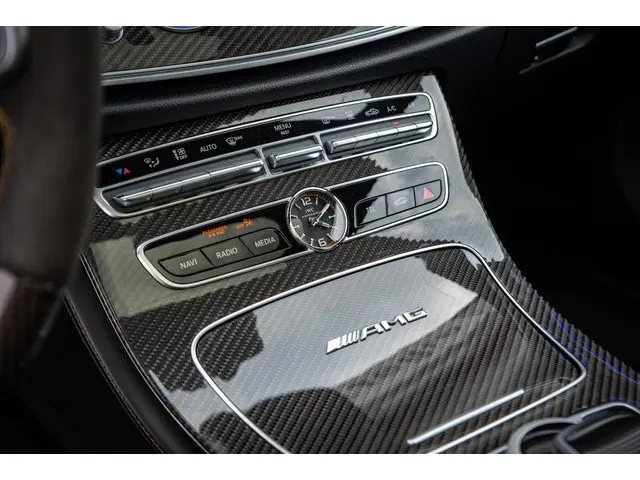 Mercedes-Benz E-Klasse AMG 63 S 4MATIC+ 2017 Benzine 15