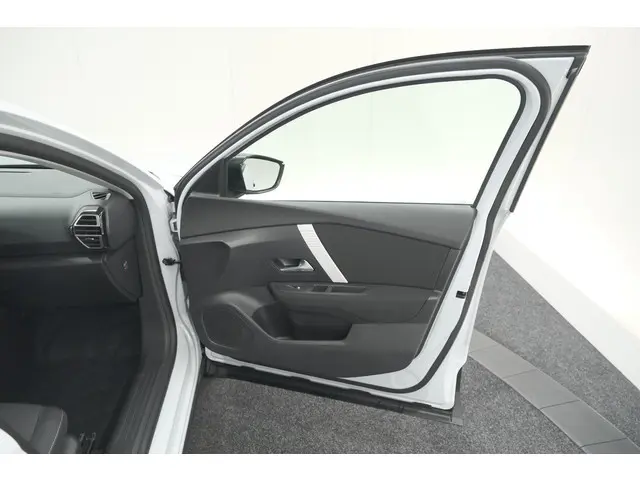 Citroën C4 Hybrid 136 e-DCS6 Max 2025 Hybride Benzine 57