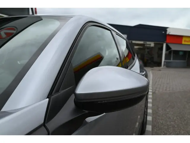 Peugeot 2008 1.2 PureTech Active 2020 Benzine 13