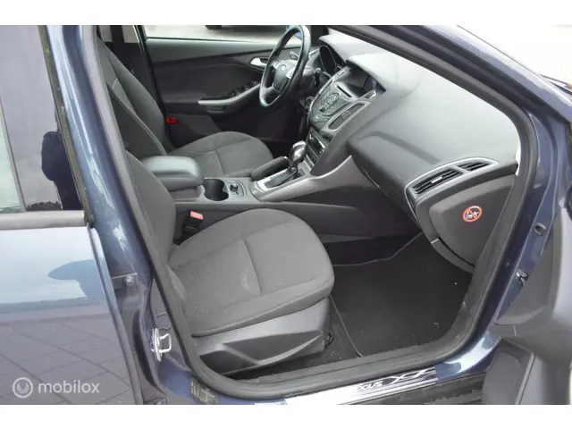 Ford Focus Wagon 2.0 TDCI Titanium 2014 Diesel 13