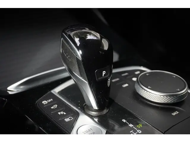 BMW X3 xDrive30e 2022 Hybride Benzine 12