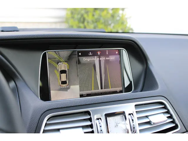 Mercedes-Benz E-Klasse Cabrio 400 AMG 2014 Benzine 16