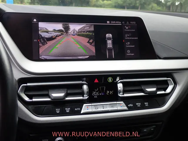 BMW 1 Serie 118i 2021 Benzine 12