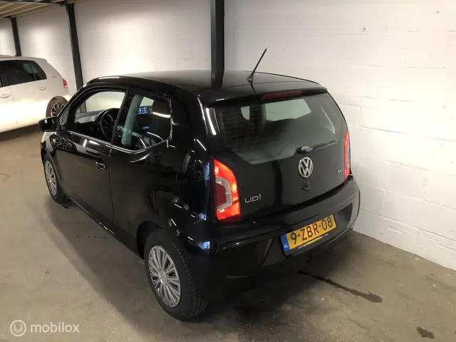 Volkswagen up! 1.0 move up! BlueMotion 2015 Benzine 6