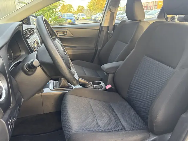 Toyota Auris 1.3 Comfort 2014 Benzine 10