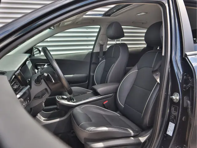 Kia e-Niro ExecutiveLine 64 kWh 3-Fase 2022 Elektrisch 23