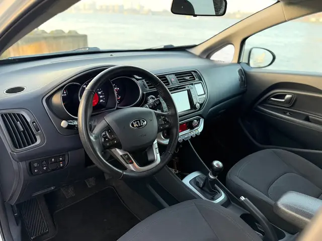 Kia Rio | 1.2 | SUPER PACK | 2012 | 5DRS | NAP | LED 2012 Benzine 9