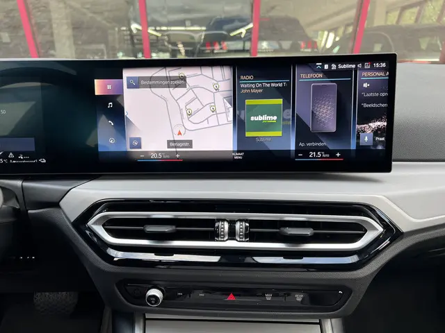 BMW 3 Serie Touring 320e 2023 Hybride Benzine 21