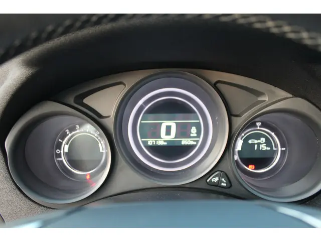Citroën C4 1.2 PureTech 130 PK 2016 Benzine 20