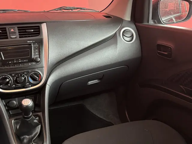 Suzuki Celerio 1.0 Exclusive 2015 Benzine 38