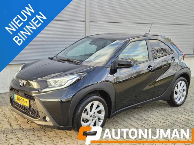 Toyota Aygo X 1.0 VVT-i S-CVT first 2025 Benzine