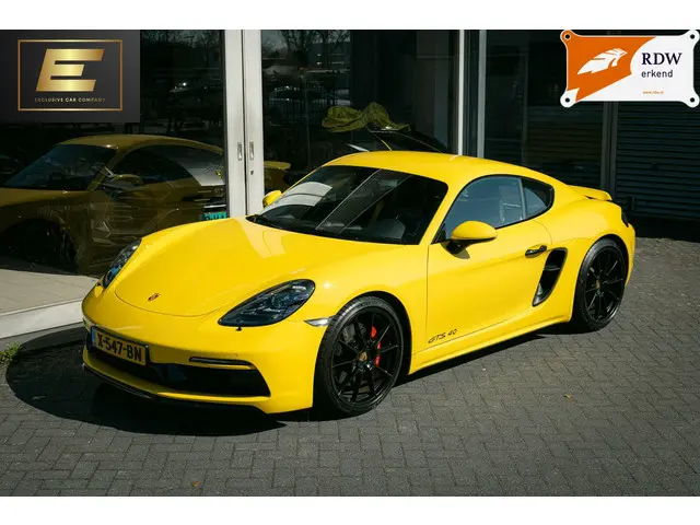Porsche 718 Cayman GTS 4.0 | Racing Yellow 2023 Benzine 3