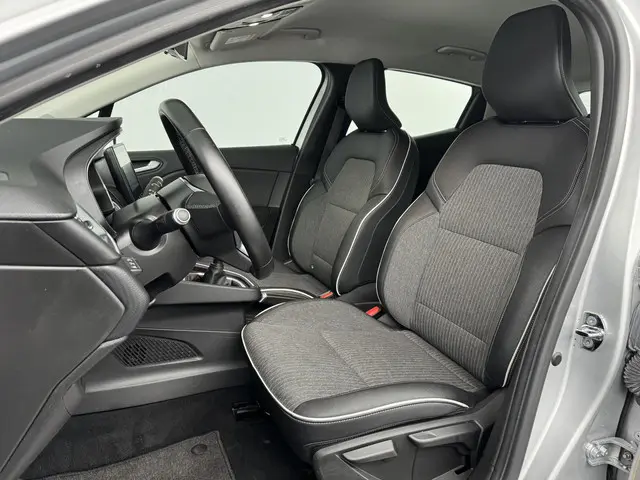 Renault Clio 1.0 TCe Intens 2019 Benzine 23