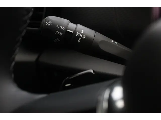 Citroën C4 1.2 Hybrid 136 Max 2024 Hybride Benzine 13