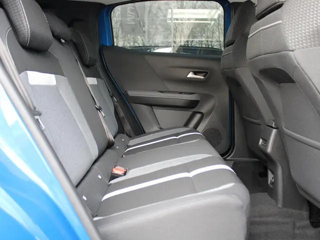 Opel Frontera 1.2 Turbo Hybrid GS 2026 Hybride Benzine 14