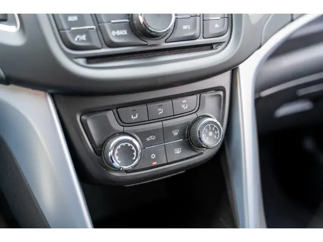 Opel Zafira Tourer 1.4 Edition 7p. 2015 Benzine 33