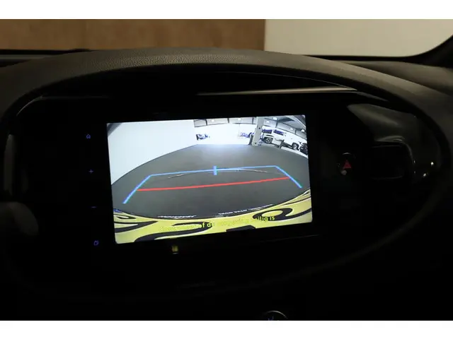 Toyota Aygo X 1.0 VVT-i MT Play 2024 Benzine 32