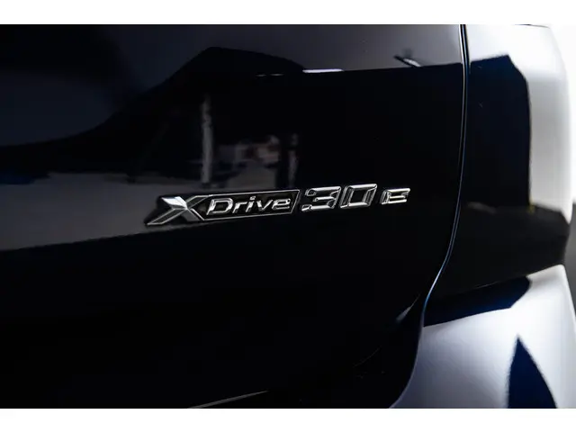 BMW X3 xDrive30e 2022 Hybride Benzine 47