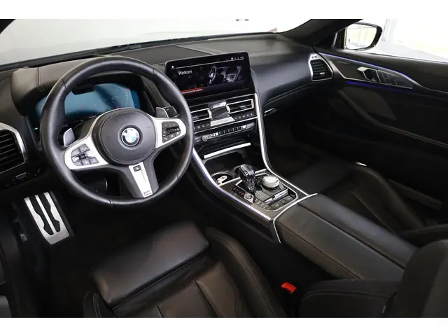 BMW 8 Serie Cabrio 840i 2023 Benzine 10