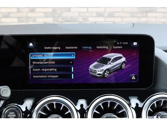 Mercedes-Benz GLA 250 e Style 2022 Hybride Benzine 57