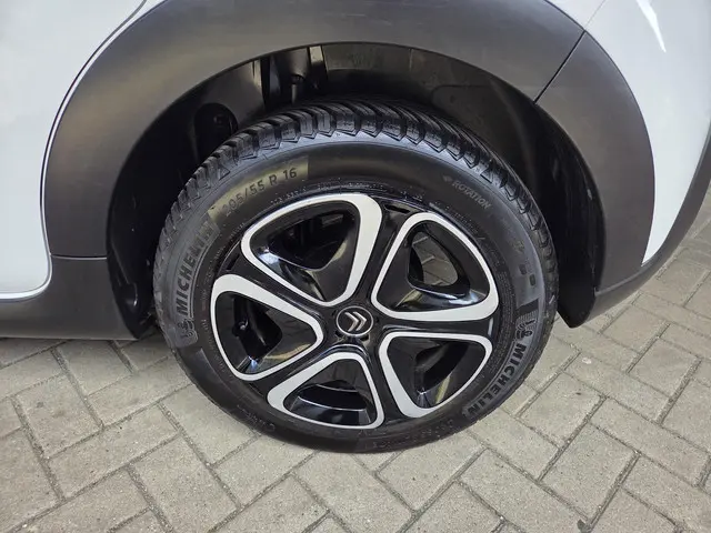 Citroën C3 1.2 PureTech Feel 2022 Benzine 7