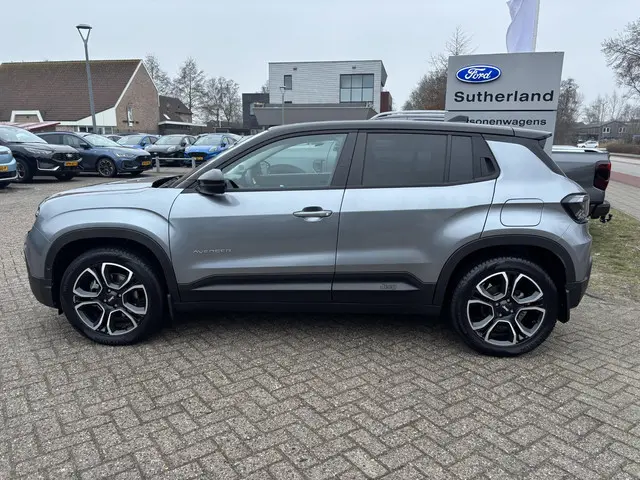 Jeep Avenger Summit 54 kWh 2023 Elektrisch 4