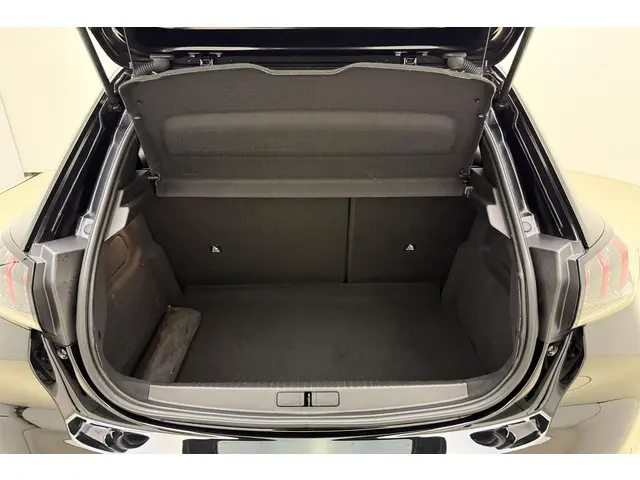 Peugeot 208 1.2 PureTech GT 2023 Benzine 14