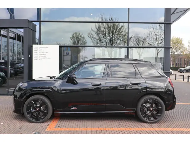 MINI Aceman E 2025 Elektrisch 4