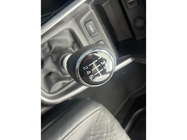 Suzuki Vitara 1.4 Boosterjet Stijl 2019 Benzine 24