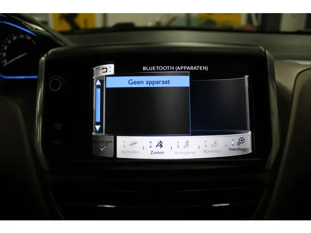 Peugeot 2008 1.2 VTi Allure 2013 Benzine 13