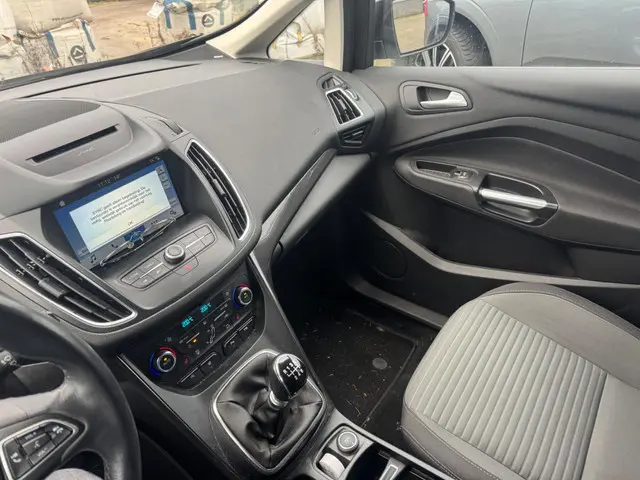 Ford C-MAX 1.0 Titanium 2018 Benzine 4