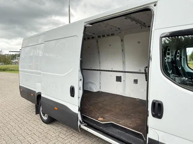 Iveco Daily 35S14V 2.3 410 H2 JUMBO 2020 2020 Diesel 8