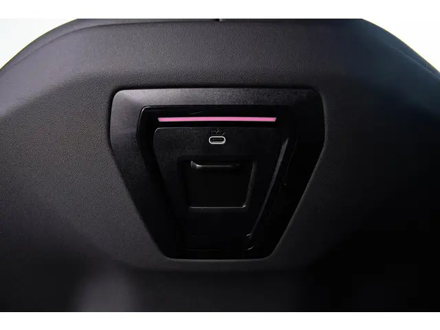 BMW 5 Serie 520i 2024 Benzine 53