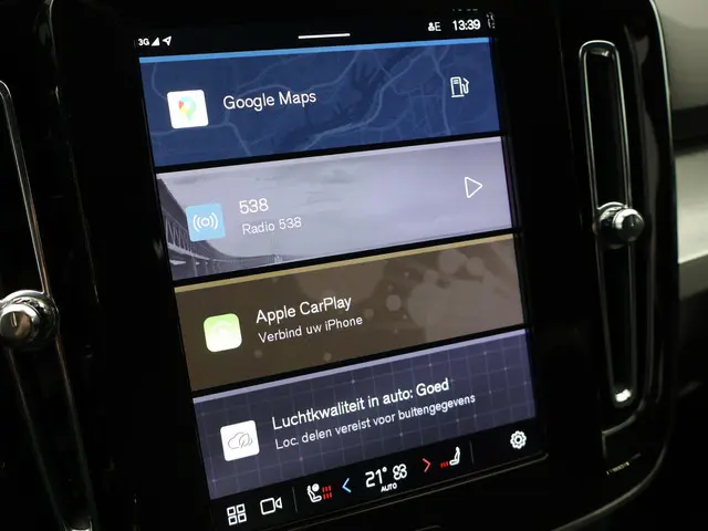 Volvo XC40 2.0 B4 Plus Dark 2024 Benzine