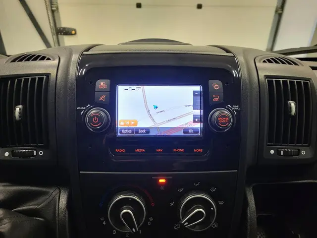 Peugeot Boxer 2.2BlueHDi L2/H2 Euro 6! 2021 Diesel 11