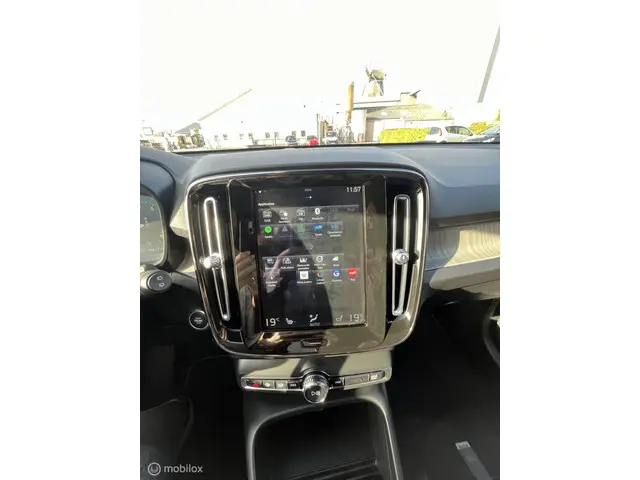 Volvo XC40 1.5 T2 R-Design 2021 Benzine 13