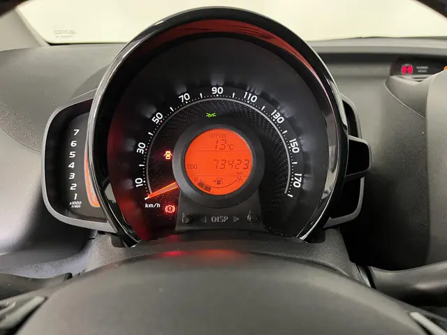 Toyota Aygo 1.0 VVT-i x-play 2022 Benzine 4