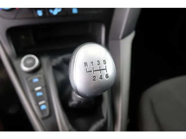 Ford Focus Wagon 1.5 ST-Line 2018 Benzine 12
