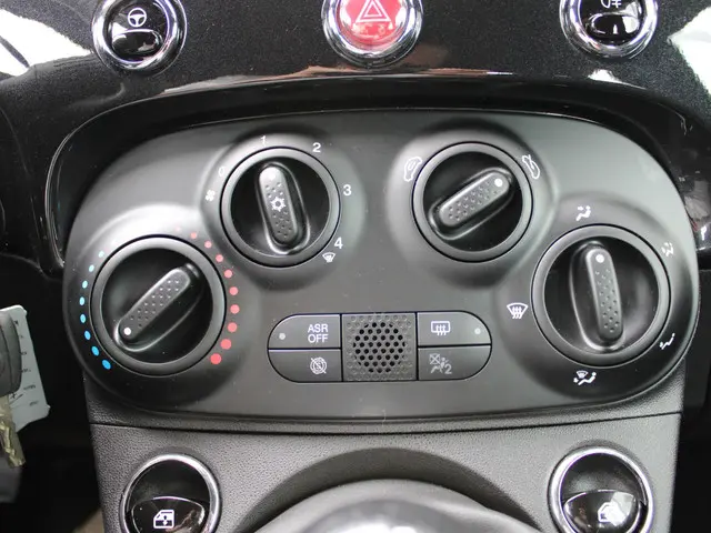 Fiat 500 1.0 Hybrid Urban 2024 Benzine 16