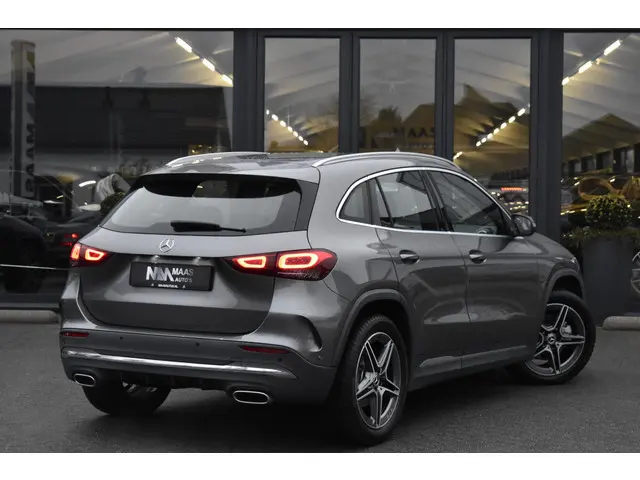 Mercedes-Benz GLA 200 AMG Line 2020 Benzine 5