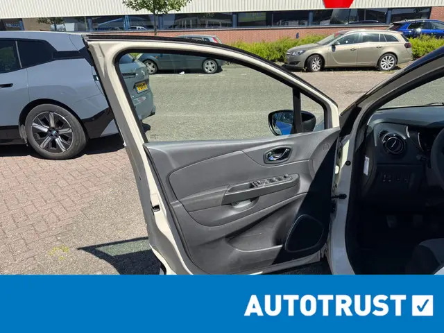 Renault Captur 0.9 TCe Dynamique 2014 Benzine 10